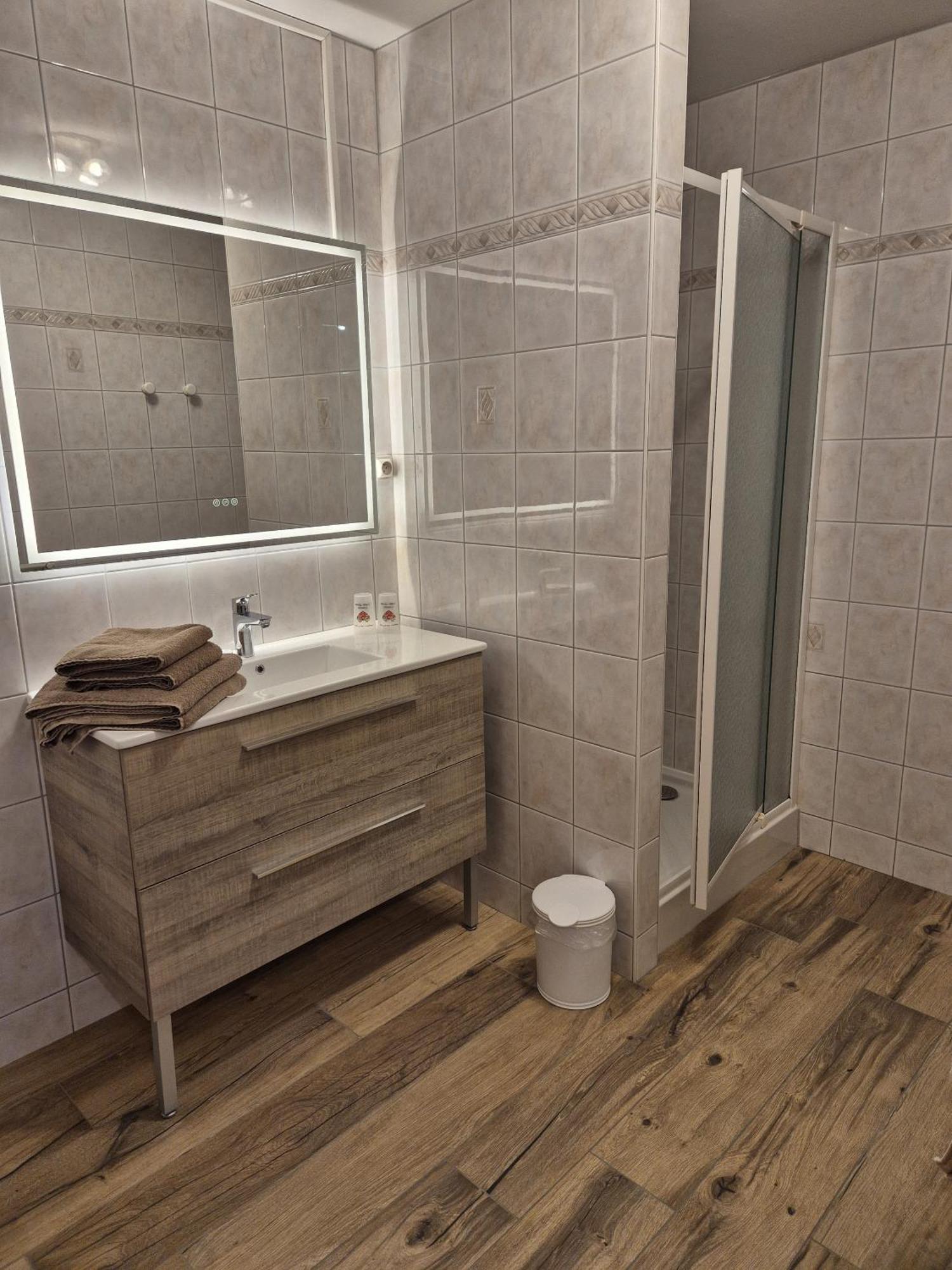 Chambres Thirion Saint-Hippolyte  Habitación foto